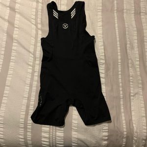 VIRUS lifting singlet